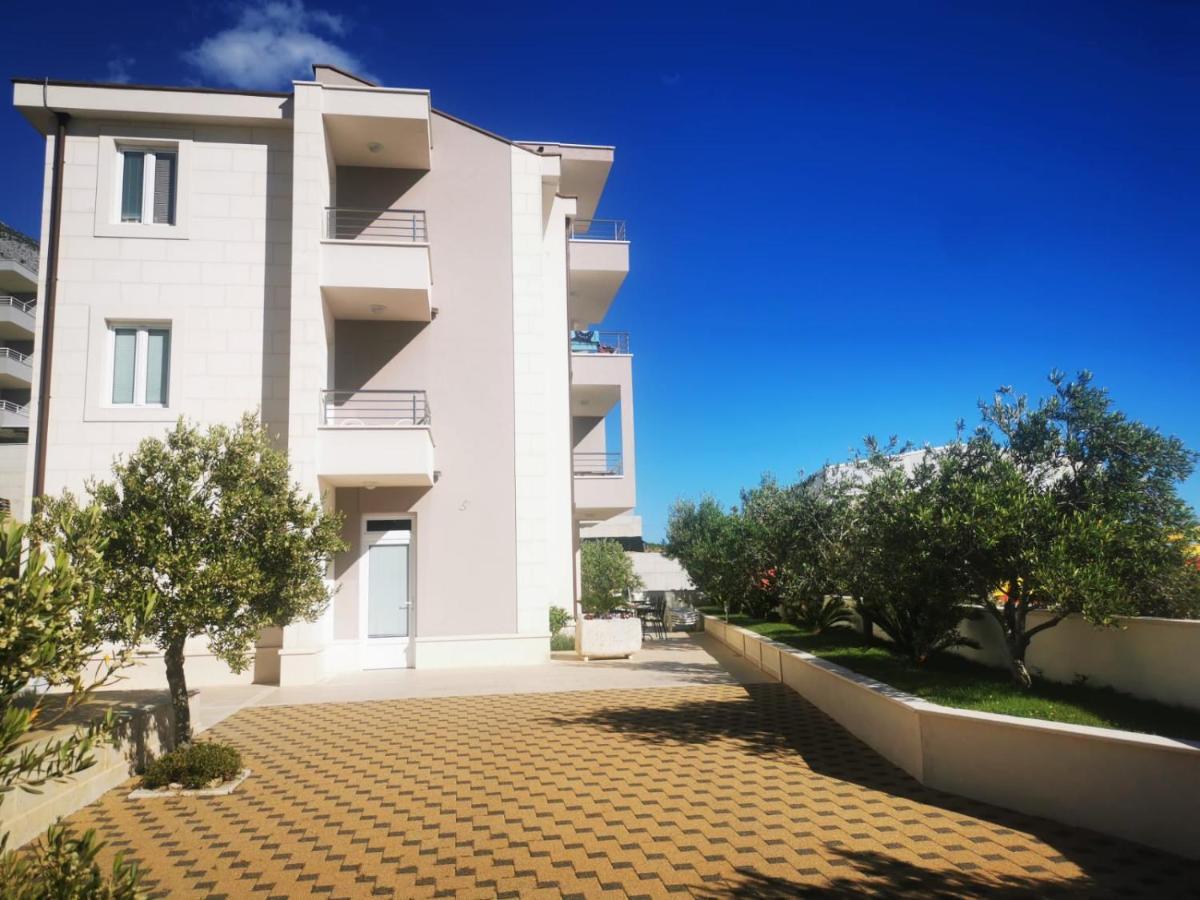 Apartment Marco Makarska Bagian luar foto
